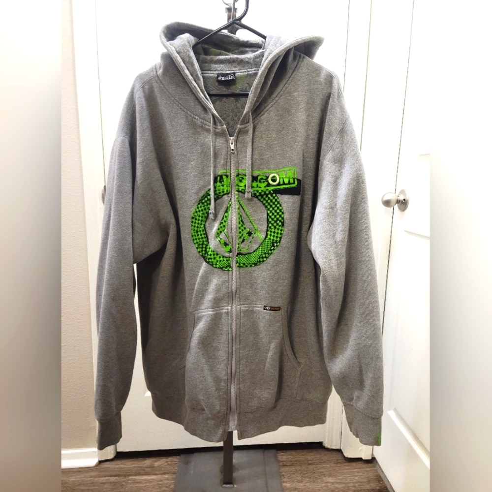 Reversable Volcom hoodie